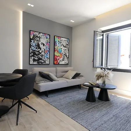 Renovated & Fully Equipped-luxurious-2room Fontana Suite, It Just Doesn't Get Any Better! Olbia