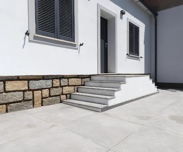 Apartment Renovated & Fully Equipped-luxurious-2room Fontana Suite, It Just Doesn't Get Any Better! Olbia