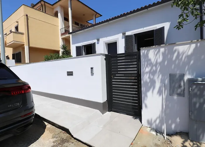 Renovated & Fully Equipped-luxurious-2room Fontana Suite, It Just Doesn't Get Any Better! * Olbia