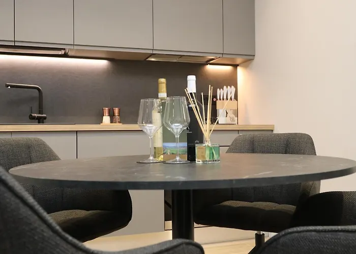 Apartment Renovated & Fully Equipped-luxurious-2room Fontana Suite, It Just Doesn't Get Any Better! Olbia