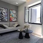 Fontana - 1-bedroom With Terrace, Aldo Moro 올비아