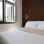 Fontana - 1-bedroom With Terrace, Aldo Moro *