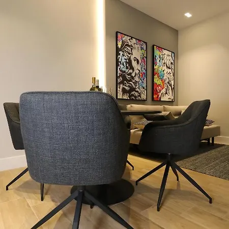 Fontana - 1-bedroom With Terrace, Aldo Moro Apartment