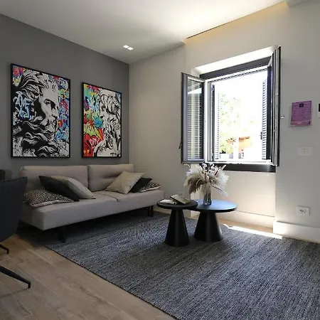Renovated & Fully Equipped-luxurious-2room Fontana Suite, It Just Doesn't Get Any Better! Apartment Olbia