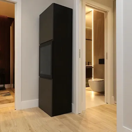 Apartment Renovated & Fully Equipped-luxurious-2room Fontana Suite, It Just Doesn't Get Any Better! Olbia