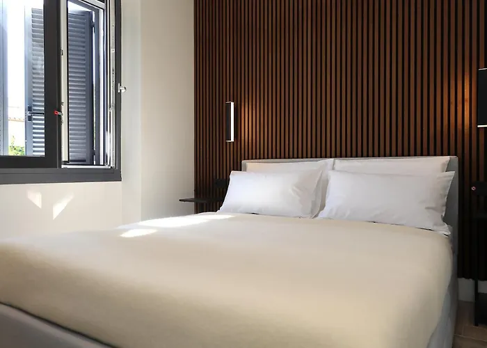 Renovated & Fully Equipped-luxurious-2room Fontana Suite, It Just Doesn't Get Any Better! *