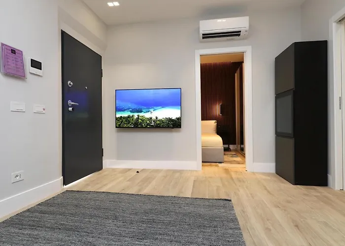 Renovated & Fully Equipped-luxurious-2room Fontana Suite, It Just Doesn't Get Any Better! Olbia