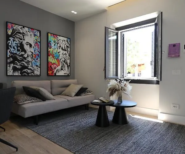 Renovated & Fully Equipped-luxurious-2room Fontana Suite, It Just Doesn't Get Any Better! Apartman Olbia