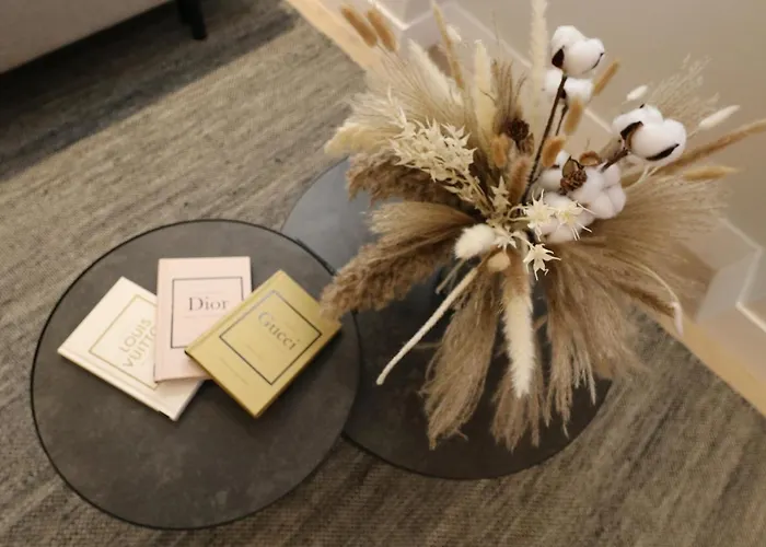 Renovated & Fully Equipped-luxurious-2room Fontana Suite, It Just Doesn't Get Any Better!