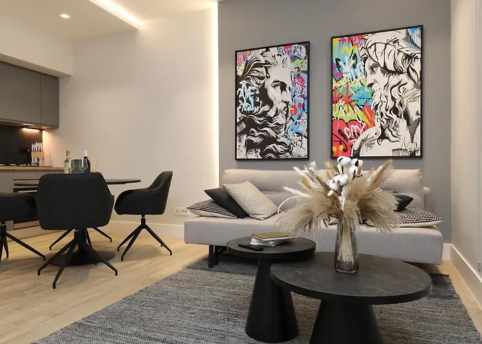 Renovated & Fully Equipped-luxurious-2room Fontana Suite, It Just Doesn't Get Any Better! Apartman Olbia